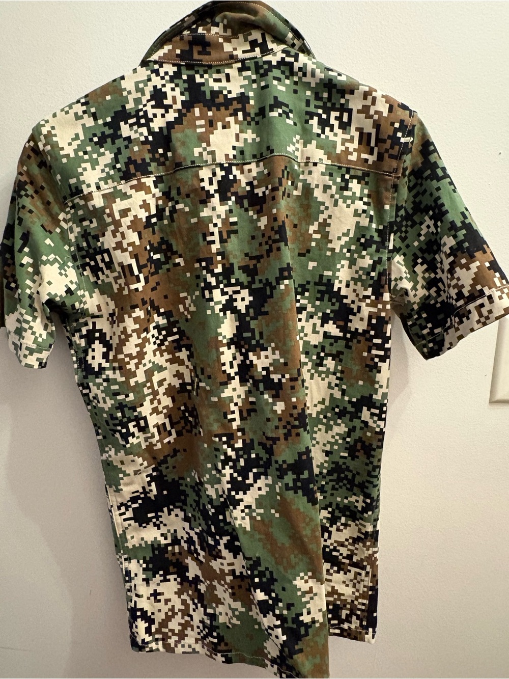 Men's Short Sleeve Button-Up Shirt - Green Digital Camo - Dogg Supply - Picture 6 of 6